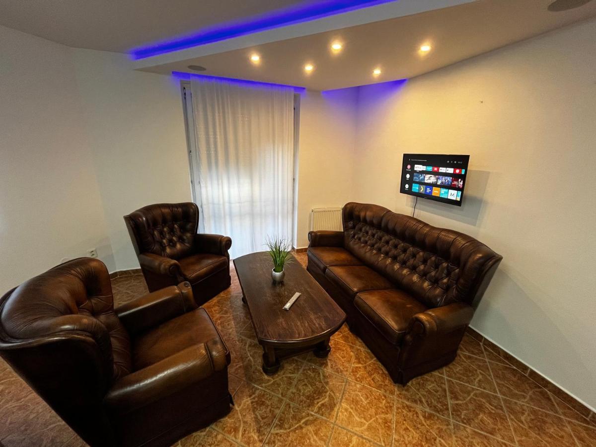 Apartman Nico Dunajska Streda Exterior photo