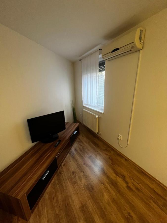 Apartman Nico Dunajska Streda Exterior photo